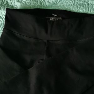 Aritzia leggings